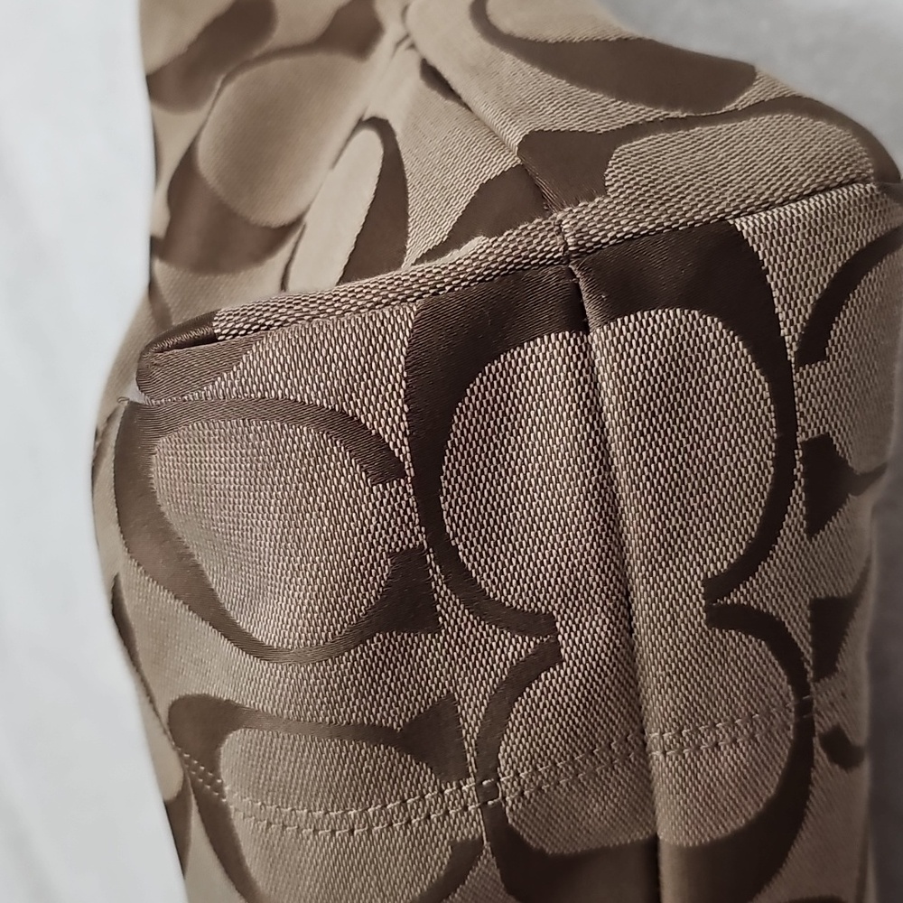 Coach Tan and Pink Signature Tote - Picture 13 of 16